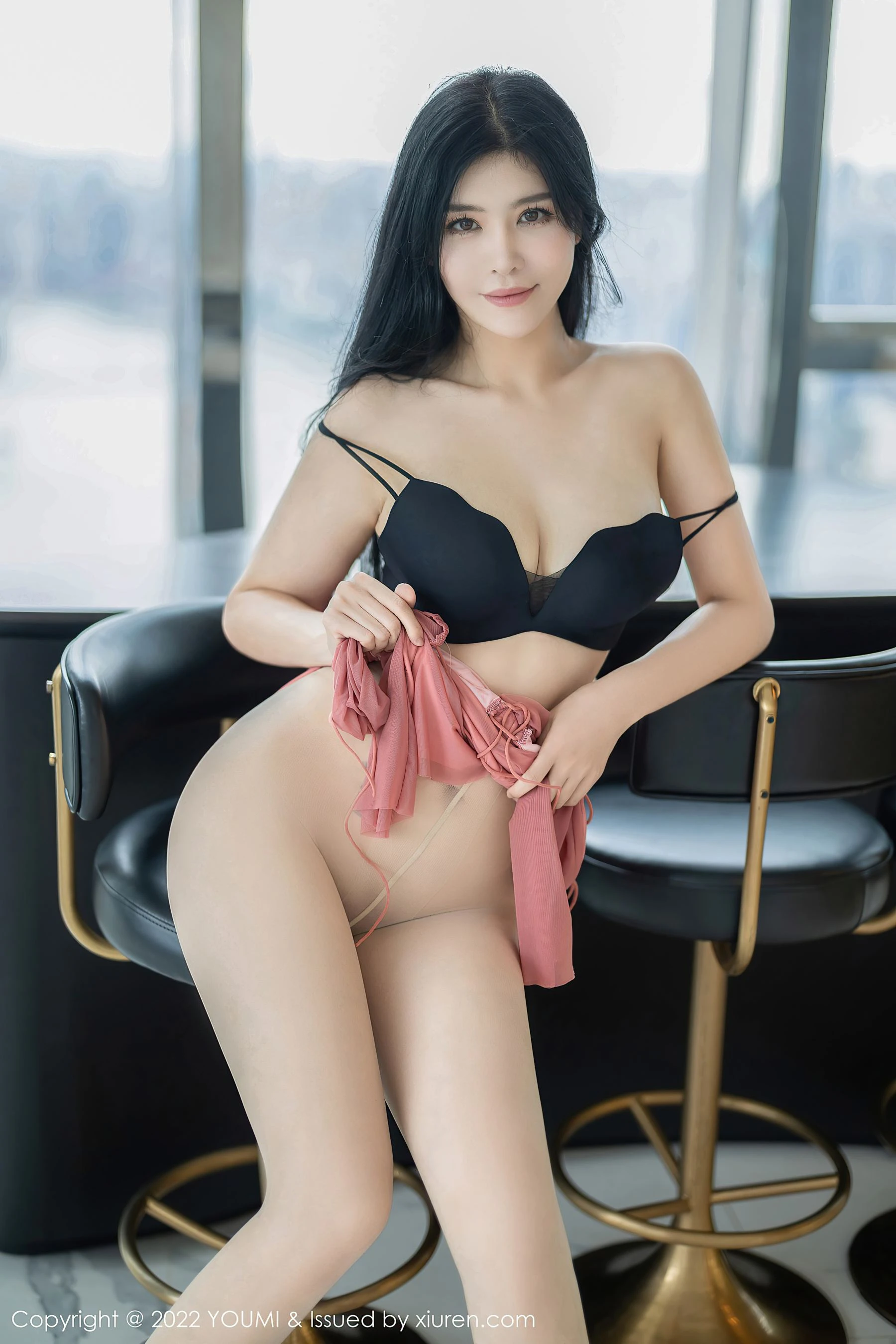 尤蜜荟 VOL.852 刘钰儿 丝袜美臀