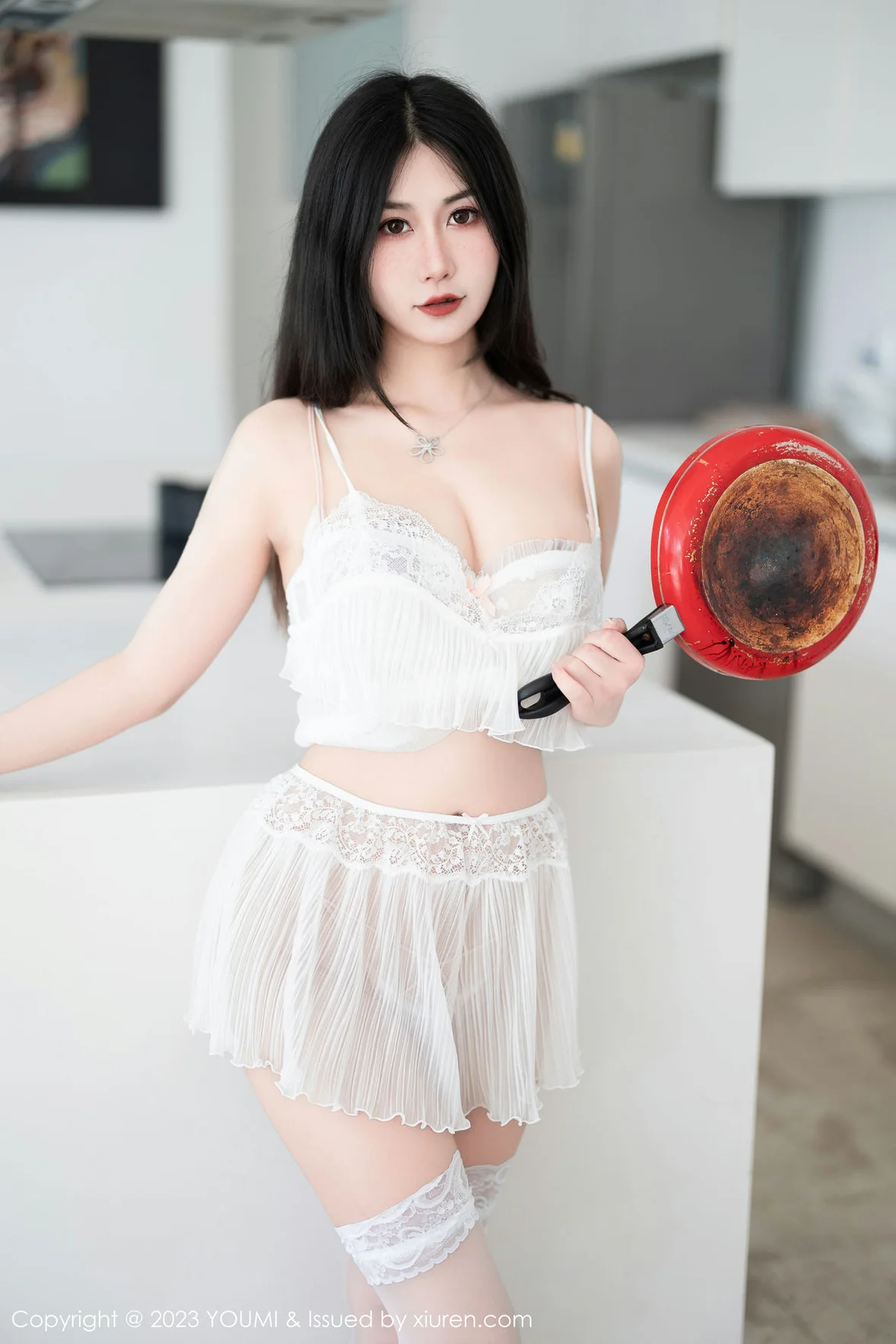 尤蜜荟 Vol.959 laura阿姣 白色网纱服饰泰国旅拍 [86P]