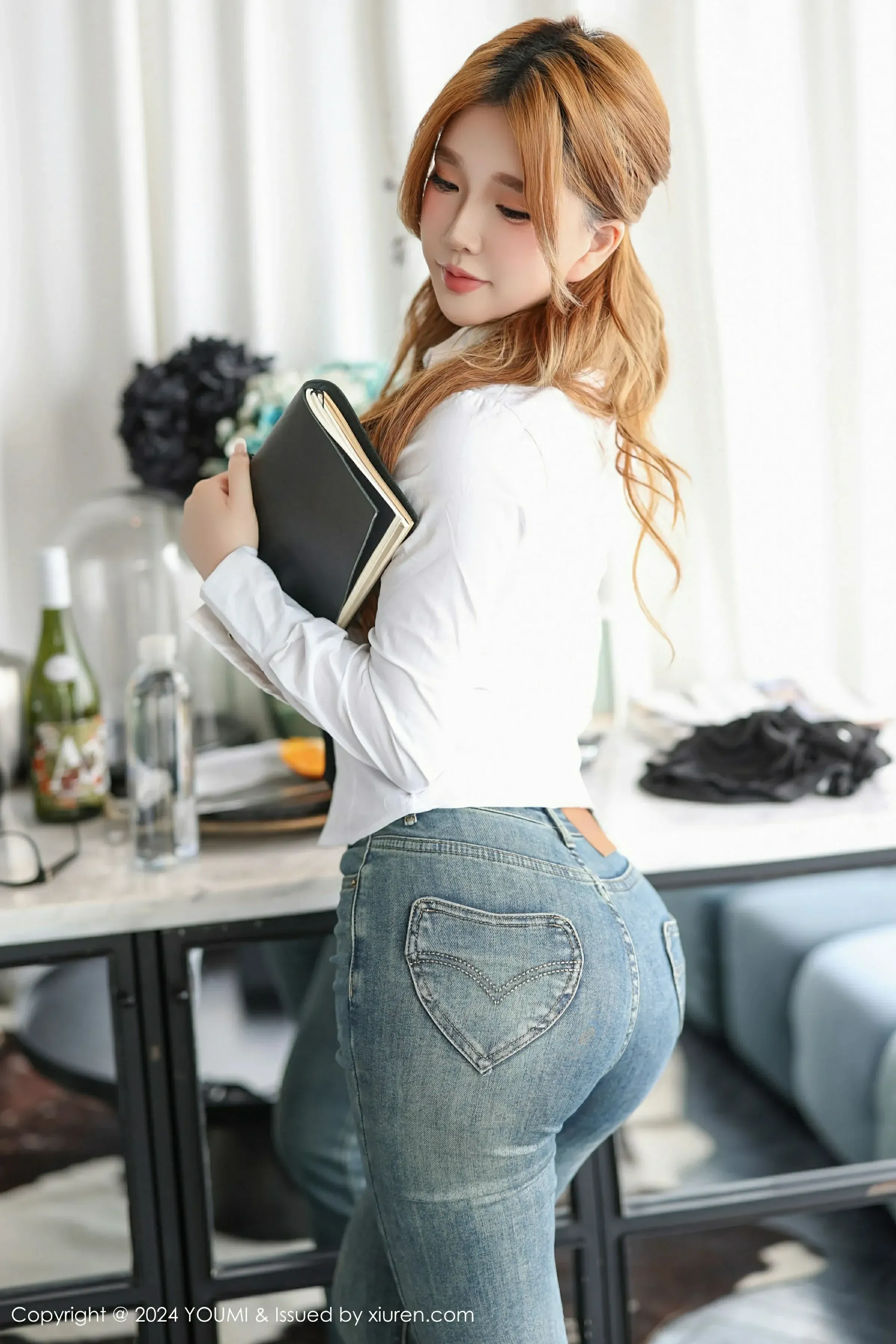 尤蜜荟 VOL.1103 小海臀Rena [48P]